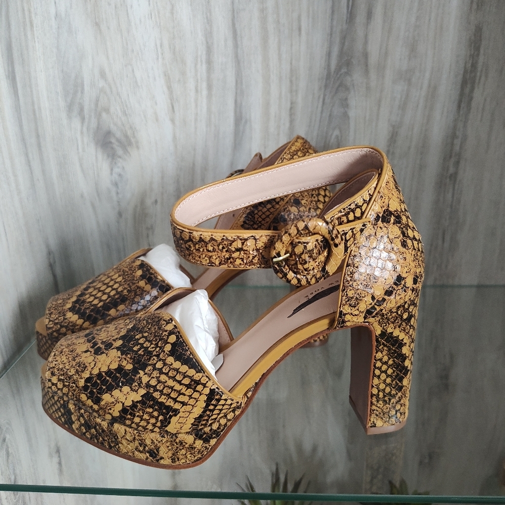 Kate Spade Perry Snakeskin Patterned Women's Heels SZ 6 New In Box
